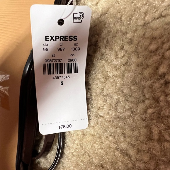 brown tiny heel! - Picture 4 of 5